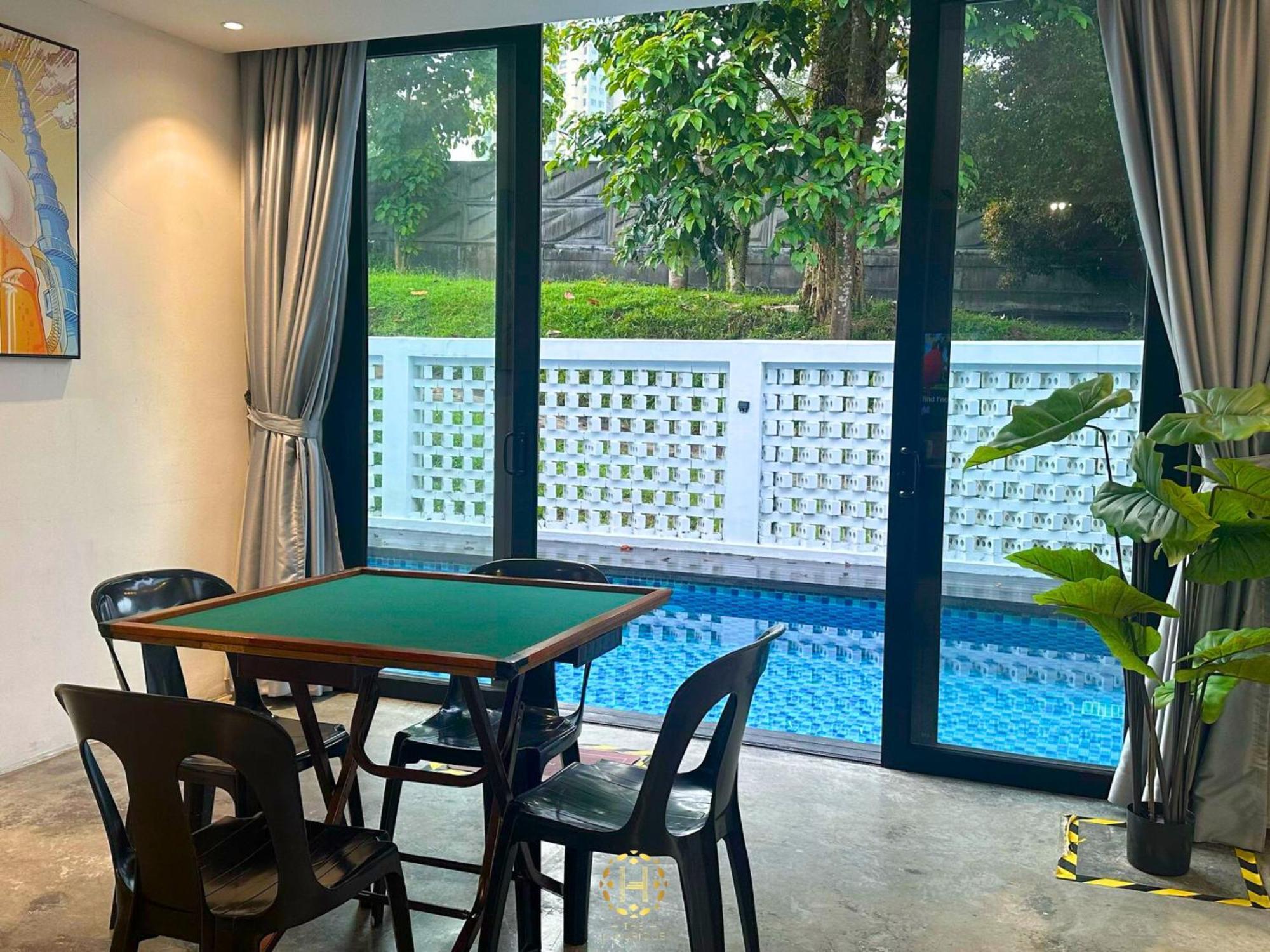 The Luxurious 27, Johor Bahru Villa Exteriör bild