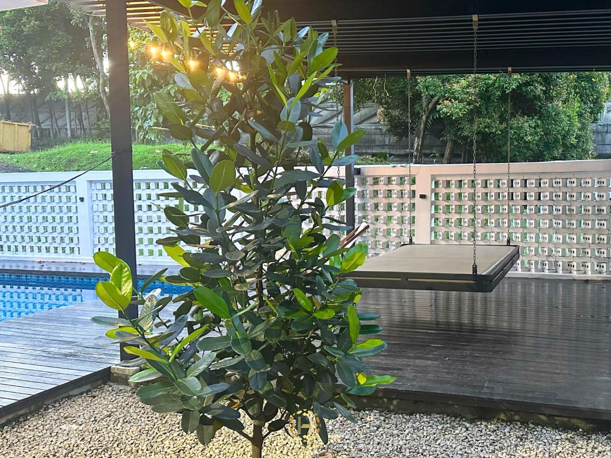 The Luxurious 27, Johor Bahru Villa Exteriör bild